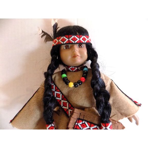 Vintage 1991 Porcelain Indian Doll with Stand by Anco 16.5" Native American Doll - Picture 4 of 7